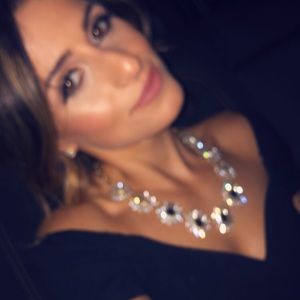 Meet your Posher, Ivana